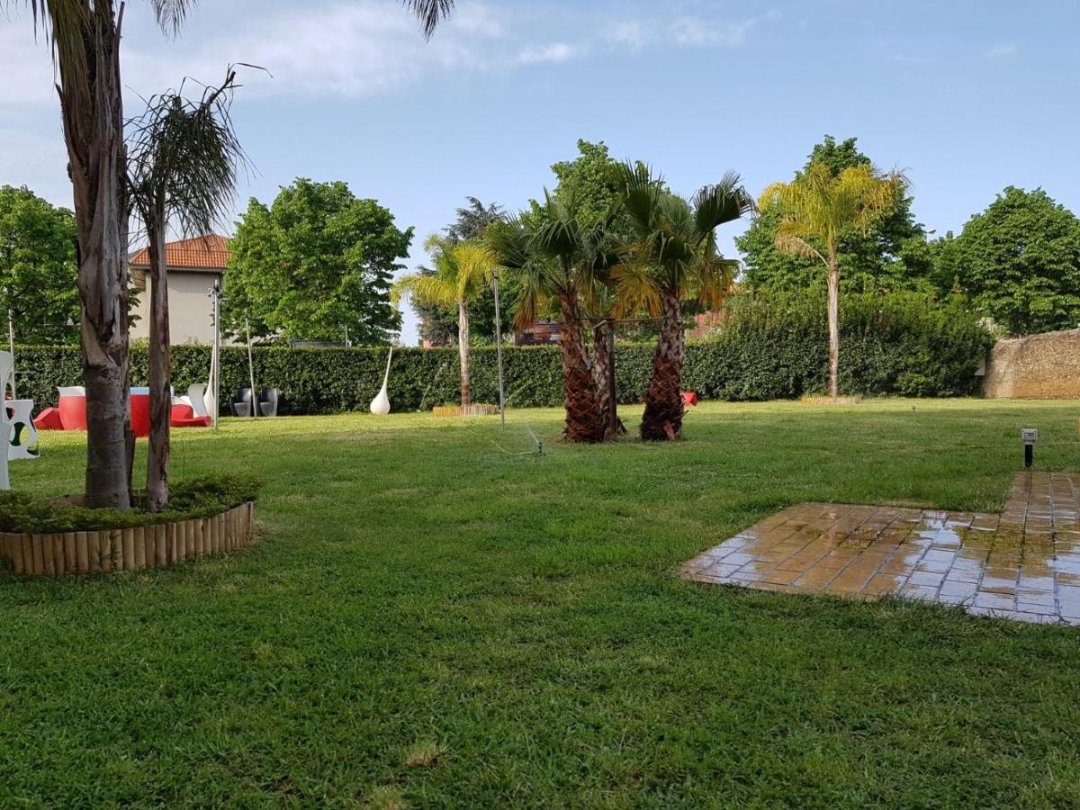 فندق I Giardini Del Novecento لاميزيا تيرمي المظهر الخارجي الصورة